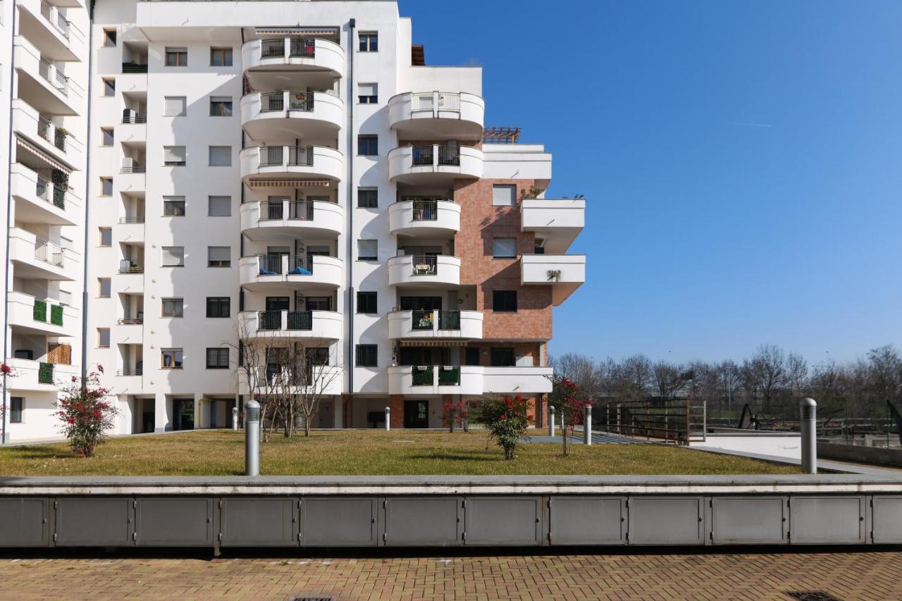 Primopiano - Caduti Missione Apartamento Milão Exterior foto