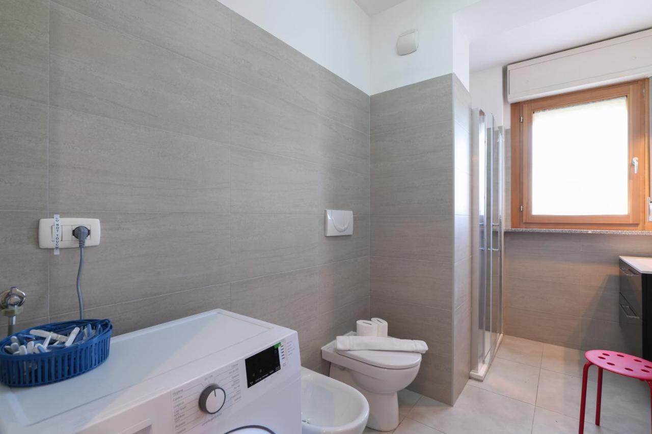 Primopiano - Caduti Missione Apartamento Milão Exterior foto